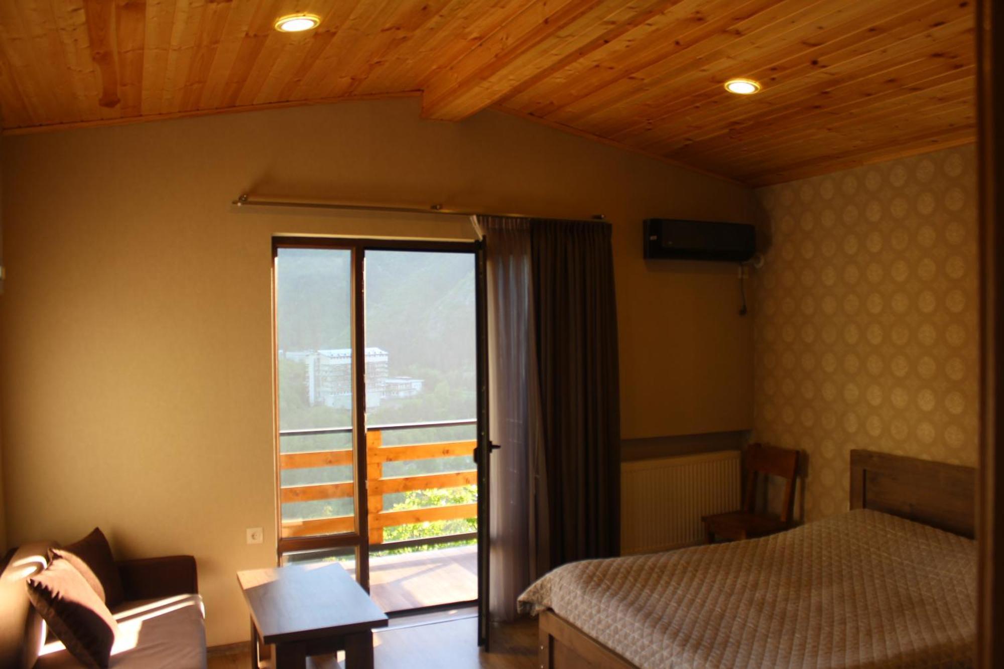Guest House On Meskheti Borjomi Eksteriør billede